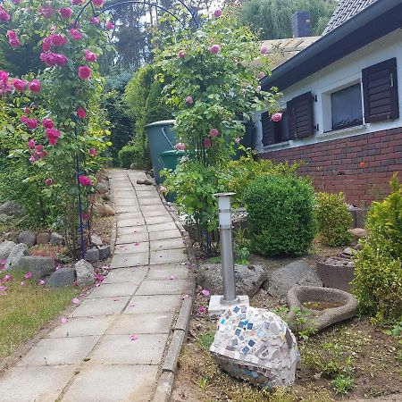 Gemuetliches Ferienhaus In Seenaehe Sewekow Εξωτερικό φωτογραφία